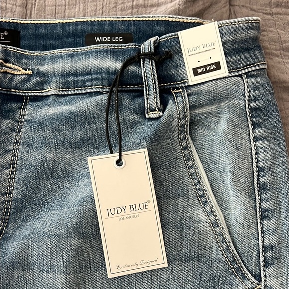 Blue Flare Wide Leg Jeans with Vintage Wash - Picture 2 of 6